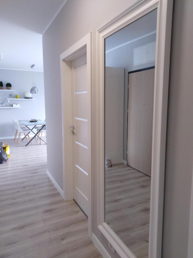 Apartament Manhattan Os.Jarzebinowe 슈체친 외부 사진